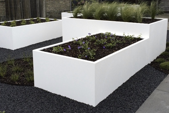 Moestuinbak met strak design